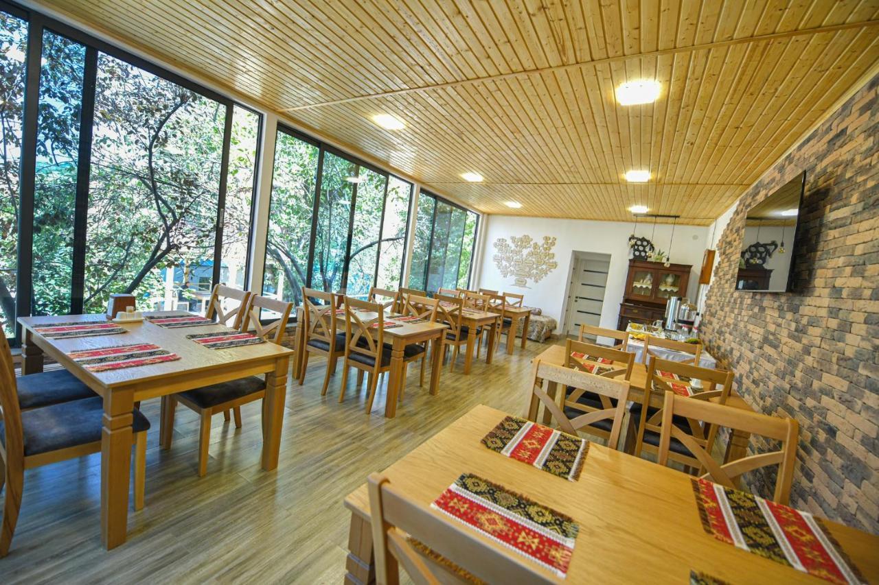 Madin Eco Hotel Debed Екстериор снимка