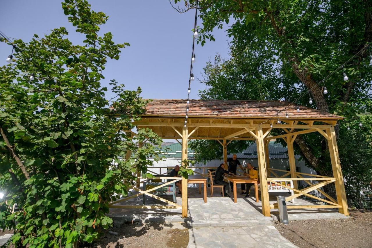 Madin Eco Hotel Debed Екстериор снимка